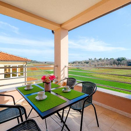 Stancija Amorozo 5 - Apartment N. 7 Poreč Kültér fotó