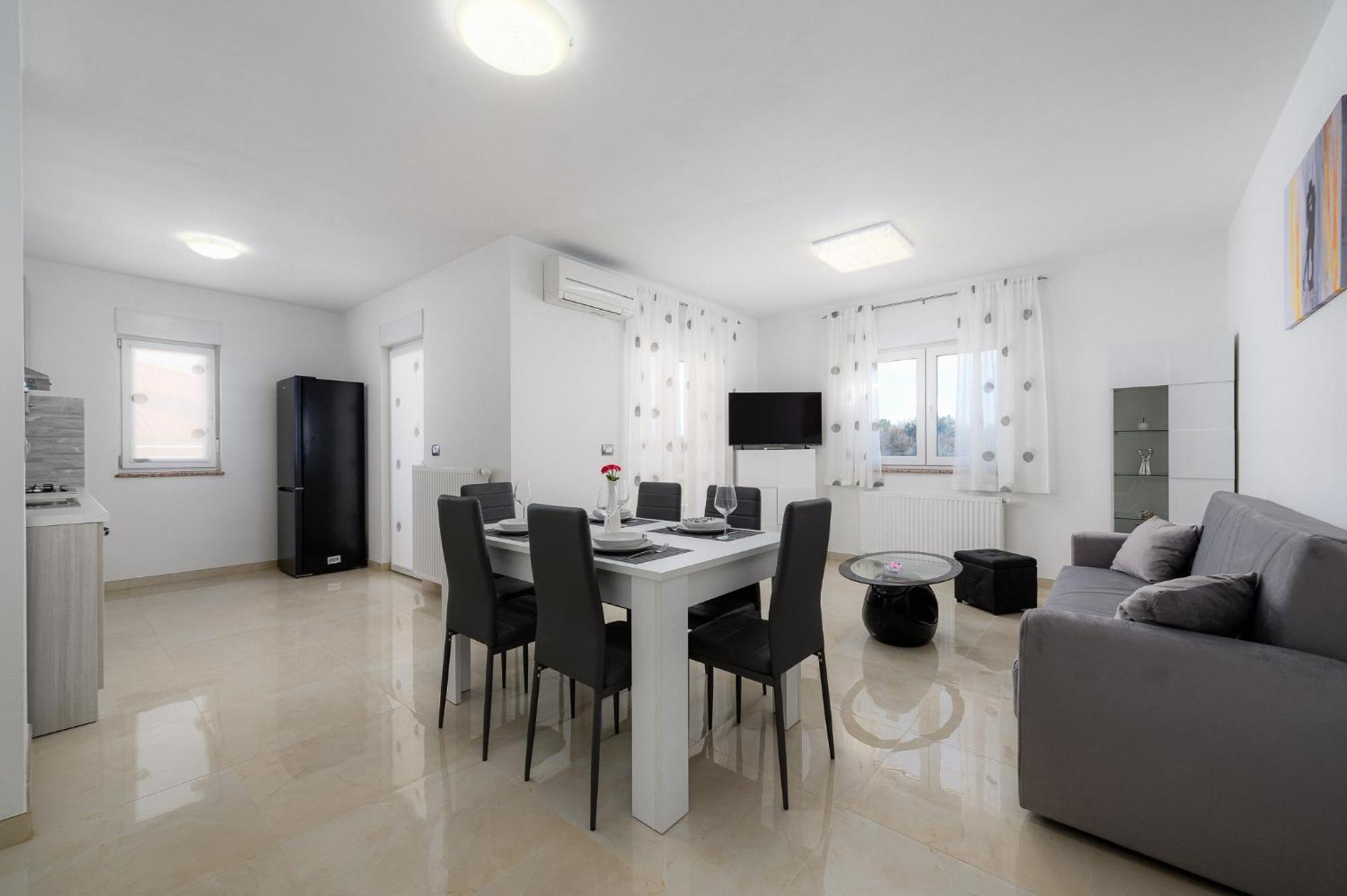 Stancija Amorozo 5 - Apartment N. 7 Poreč Kültér fotó