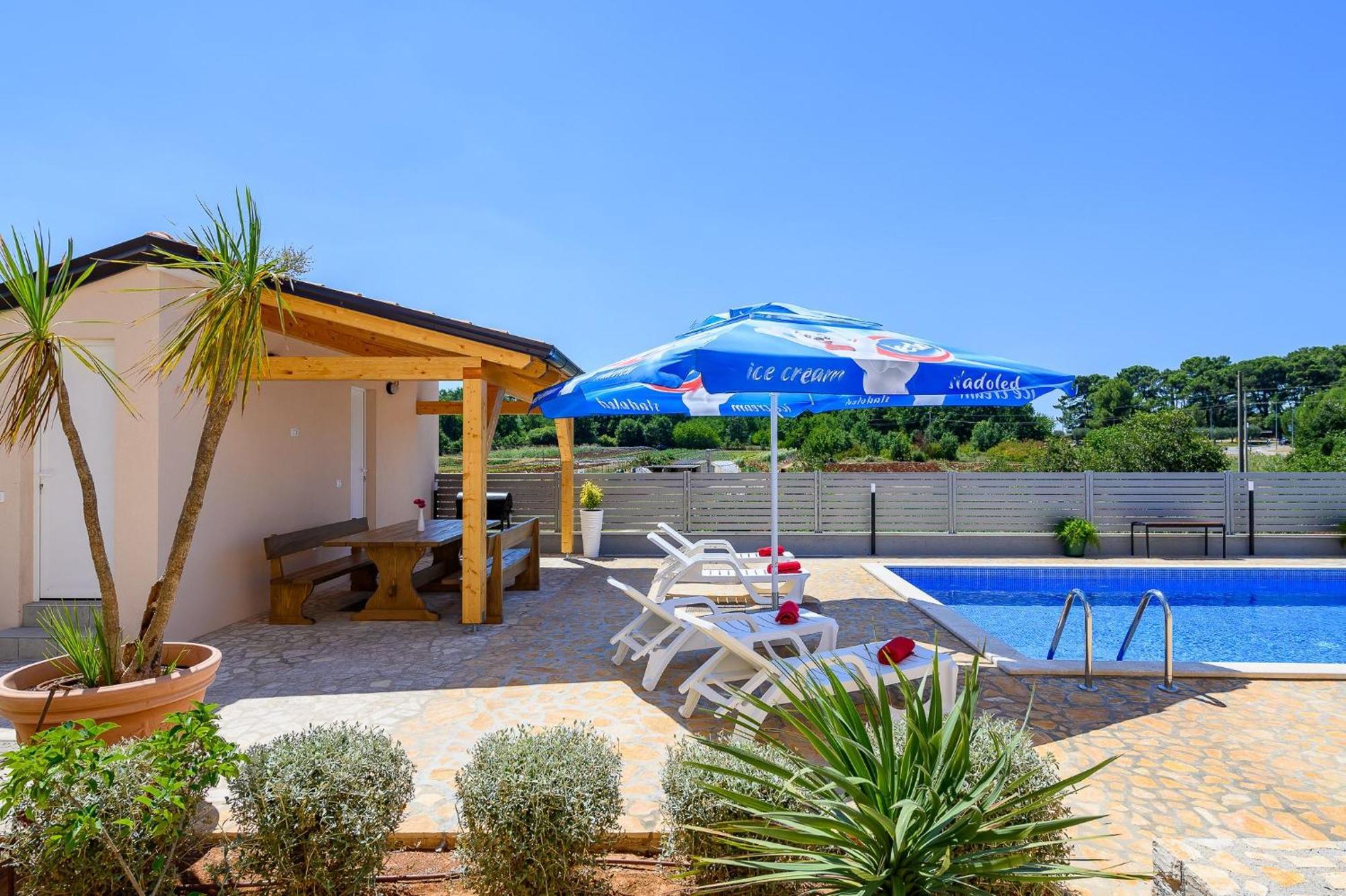 Stancija Amorozo 5 - Apartment N. 7 Poreč Kültér fotó